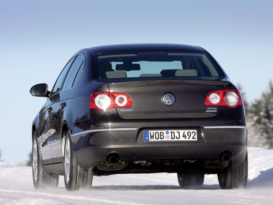  Volkswagen Passat V6 FSI 4Motion 2006 года  (фото 7 из 22)